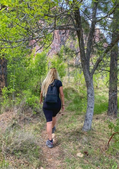 Nicolle A hot star photos