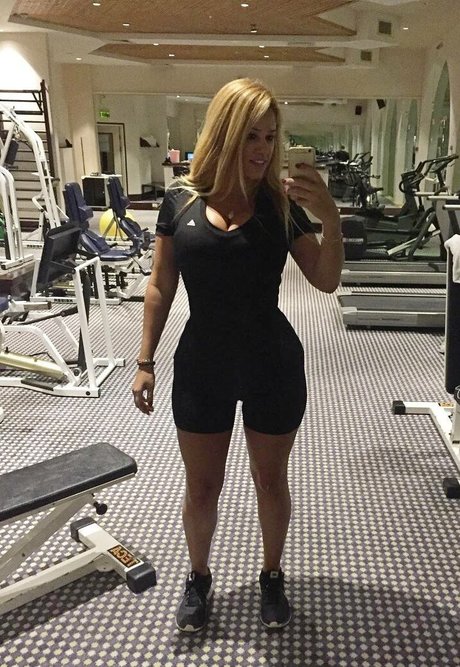 Nicolle A star perfect image