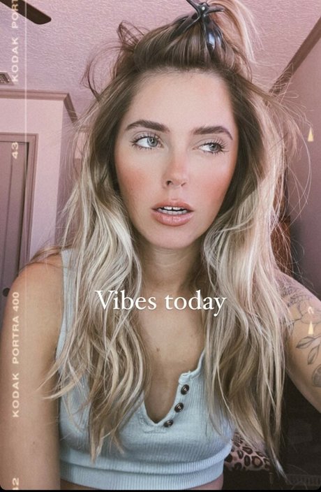 thatpineapplegirl star sexy photo