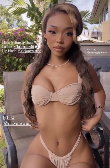 Stephanie Hikaru pornstar hot photo