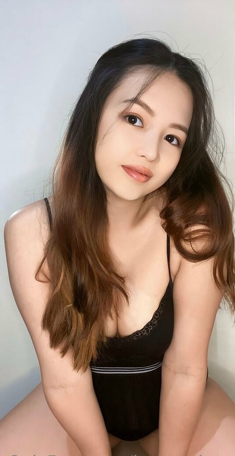 lucyxxxlucy star hd pics