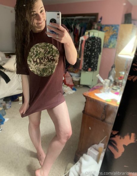 averyafterhours high quality model pic