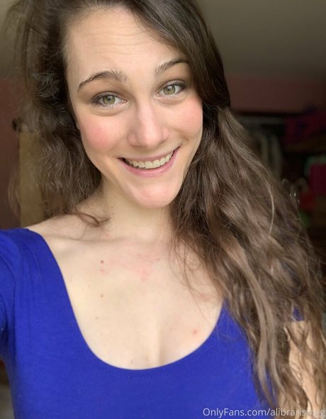 averyafterhours model sexy img