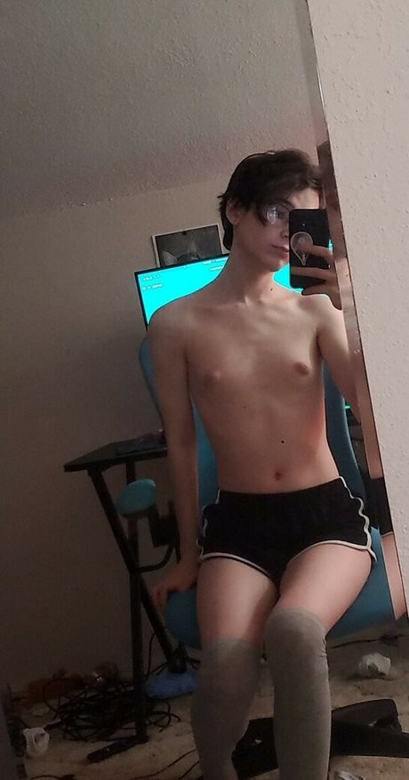 Bellafwee free star archive