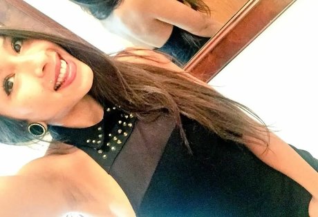 Miss Caffeine exclusive star images