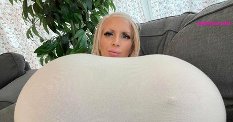 red hair onlyfans hot naked photos