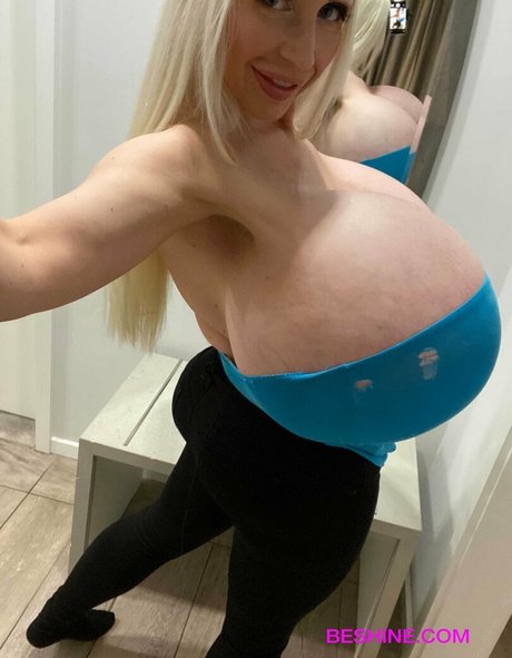 monster tits onlyfans free sexy galleries