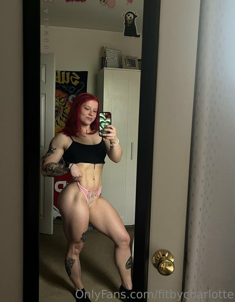 fitbycharlotte sexy model image