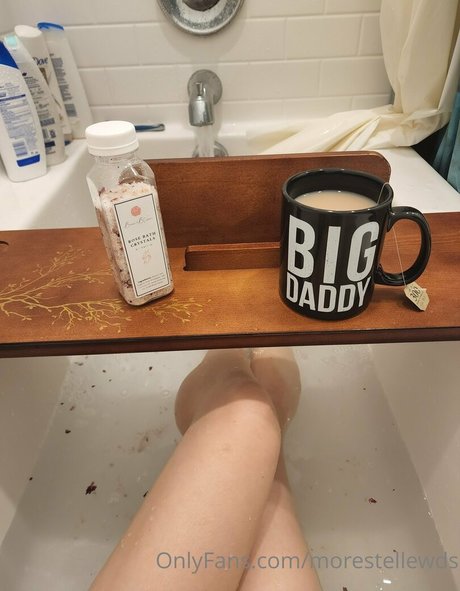 morestellewds star exclusive pic