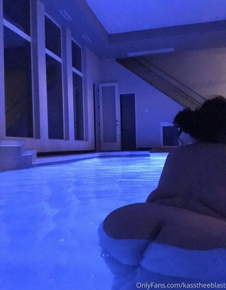 kasstheeblast pornographic star pic