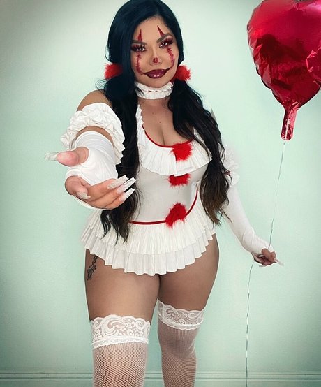 Mizuki Brown art pornstar photos