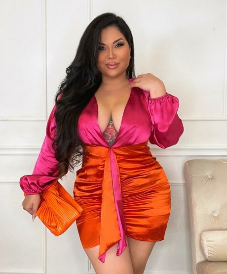 Mizuki Brown art pornstar photos