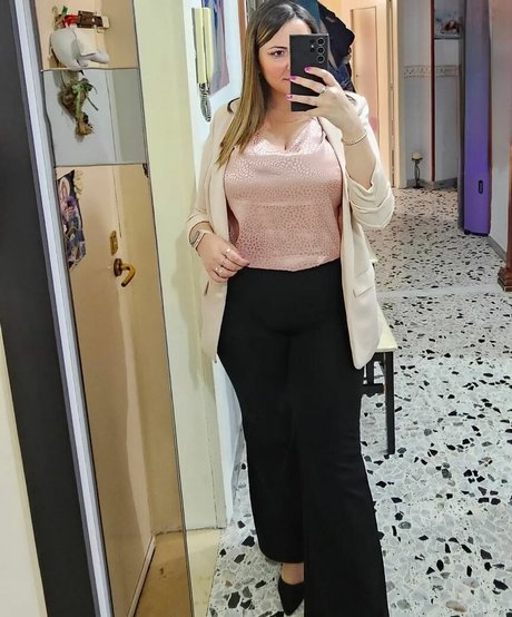 Teresa V hot star gallery