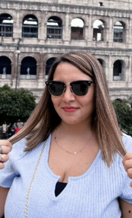 Teresa V sexy pornstar img