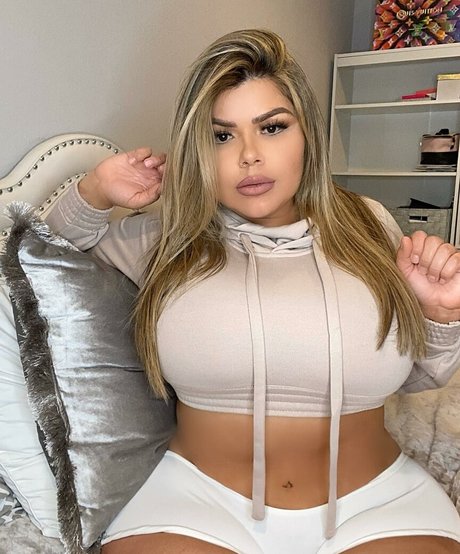 Michelle Mendez exclusive model archive