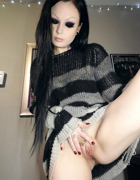 Aria Asylum sex pornstar pic