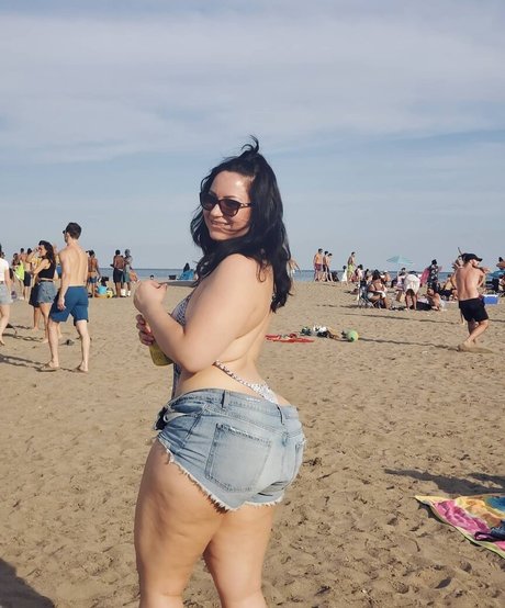 Anjadee pornographic model photo