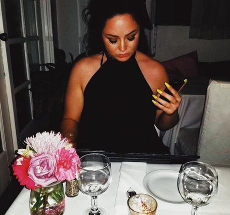 Anjadee star erotic galleries