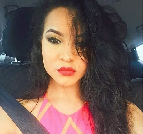 Toni Salina Chee Young top star photo