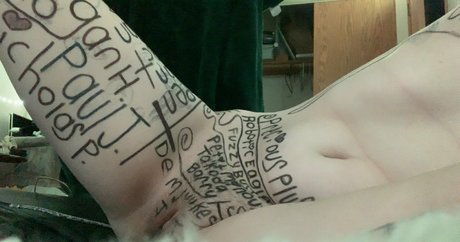 teasinglytrashed erotic actress pic