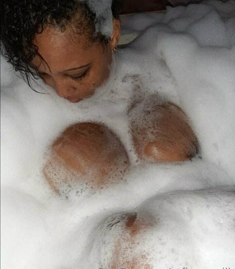 safira oneill perfect pornstar img