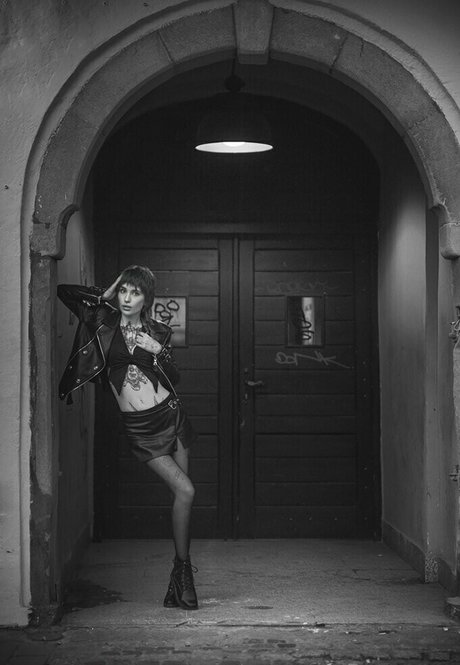 chantaise pornstar exclusive photo