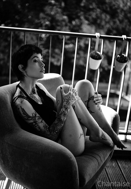 chantaise model porn img