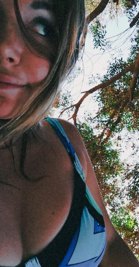 DonaSpock hot actress galleries