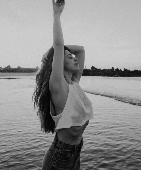 Vanessa Mai perfect pornstar gallery