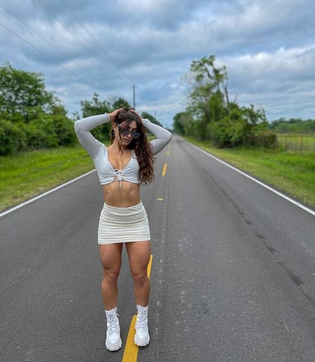 Arielsaleh16 art actress galleries