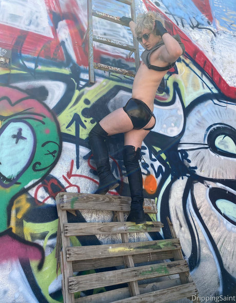 drippingsaint model art pictures