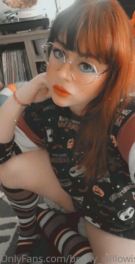 bratty willowisp pornographic star photo