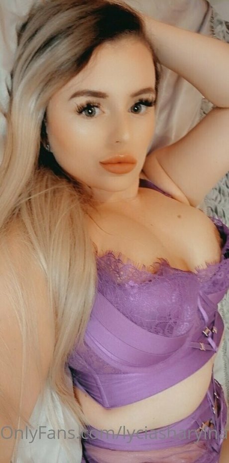 lyciasharylnaughtystyle pretty pornstar images