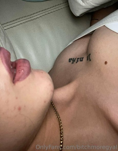 metrikagyal nude pornstar images