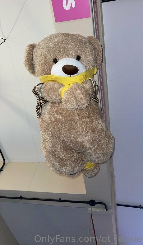 qt jackie free actress pic