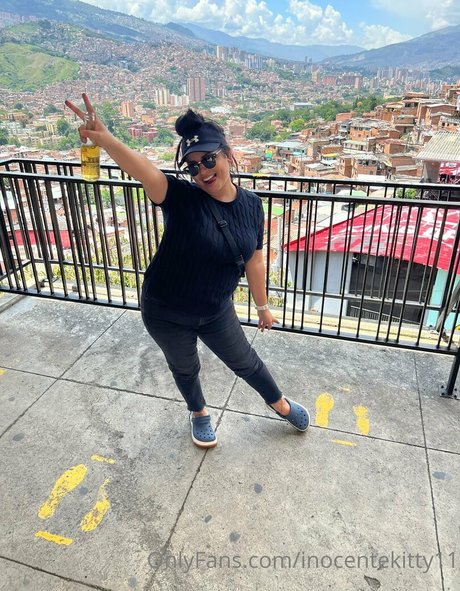 inocentekitty11 beautiful model image