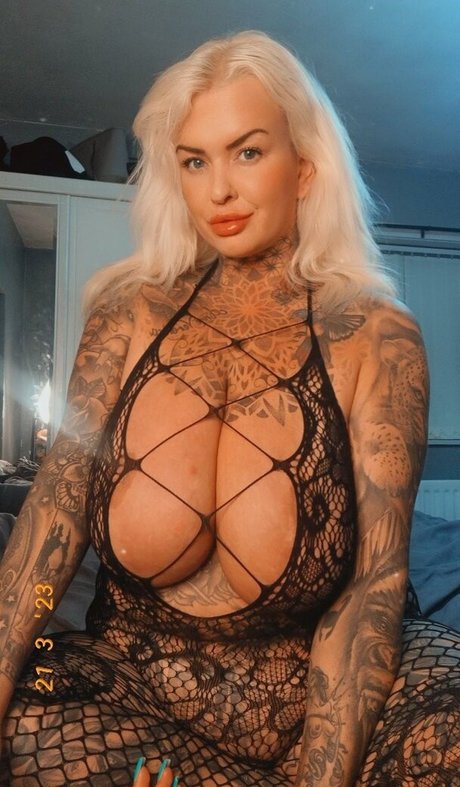 Katherine Masterman sexy model photos