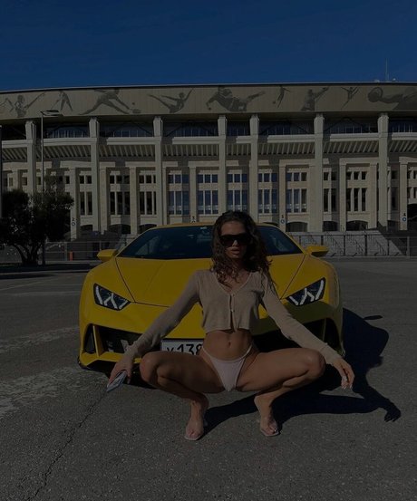 Alina Trunova star hot image