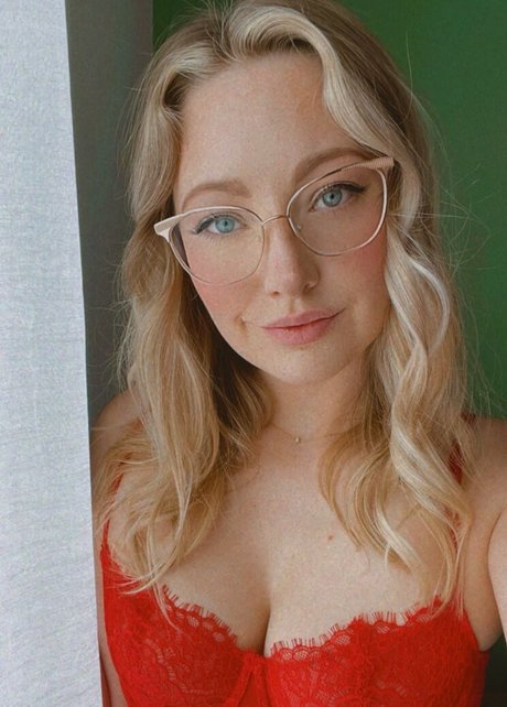 Cannibalqueen pretty star pictures