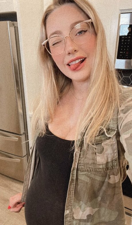 Cannibalqueen xxx pornstar pic