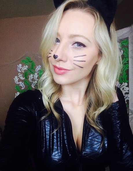 Cannibalqueen star nude images