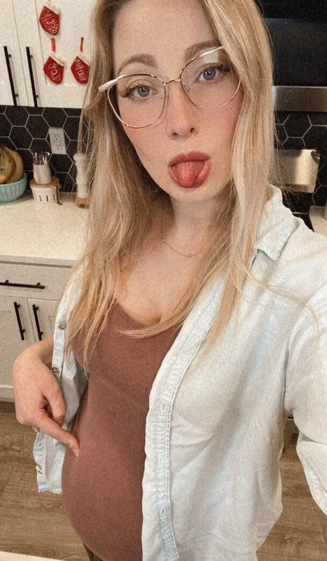 Cannibalqueen erotic star pics