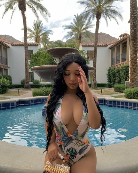 Kiara Marie art pornstar photo