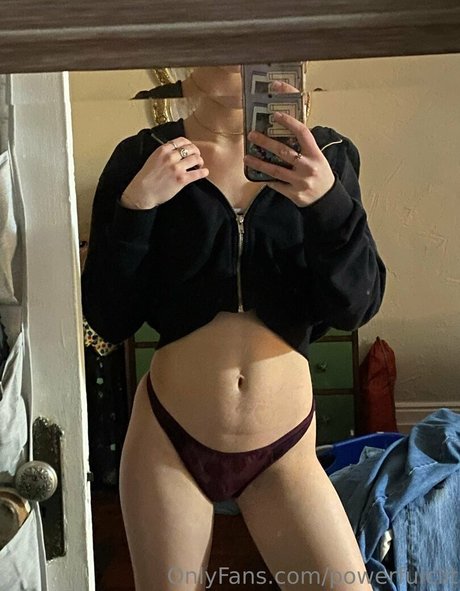 powerfulclit porn model gallery