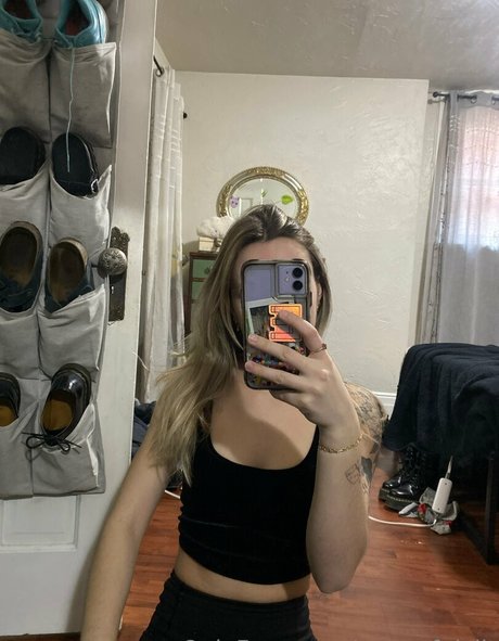 powerfulclit hot model photos