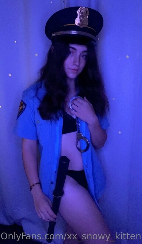 snowy kitten games star top photo