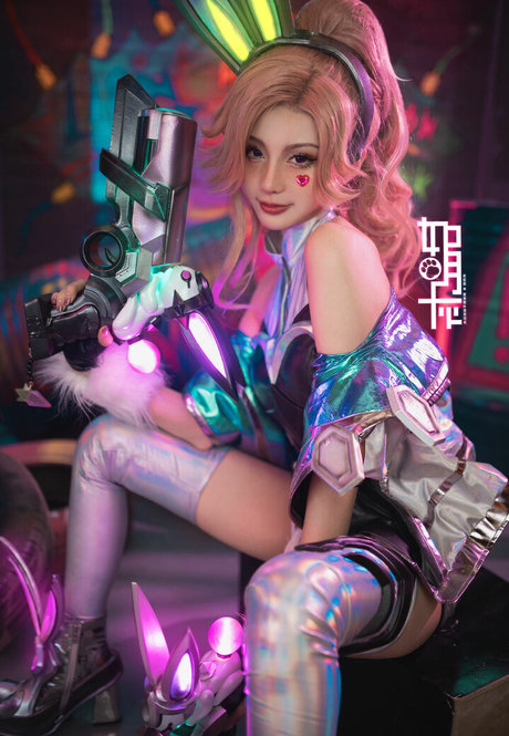 KisaragiAsh model beautiful photo