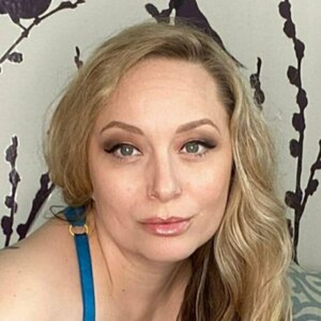 aidenstarr star adult img