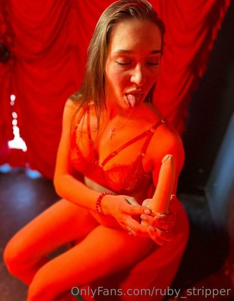 brianna splits porn model picture