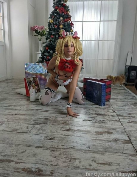 lallupyon exclusive model image